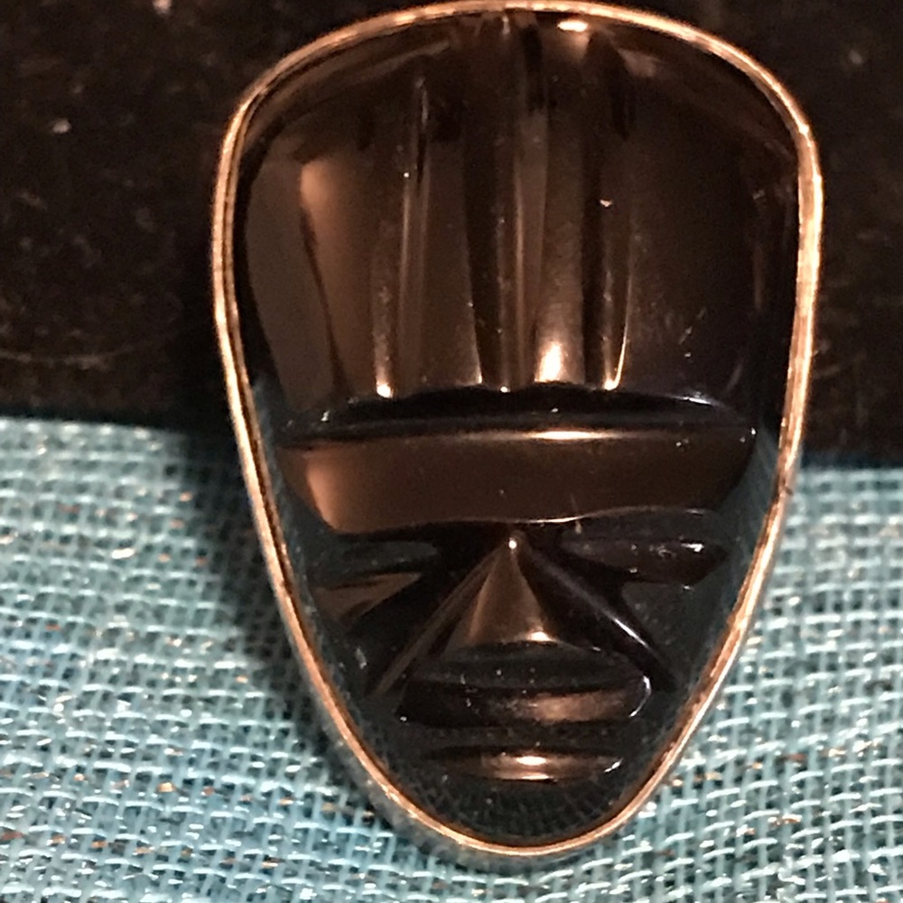 Beautiful vintage onyx and sterling Artisan ring. - Picture 4 of 4